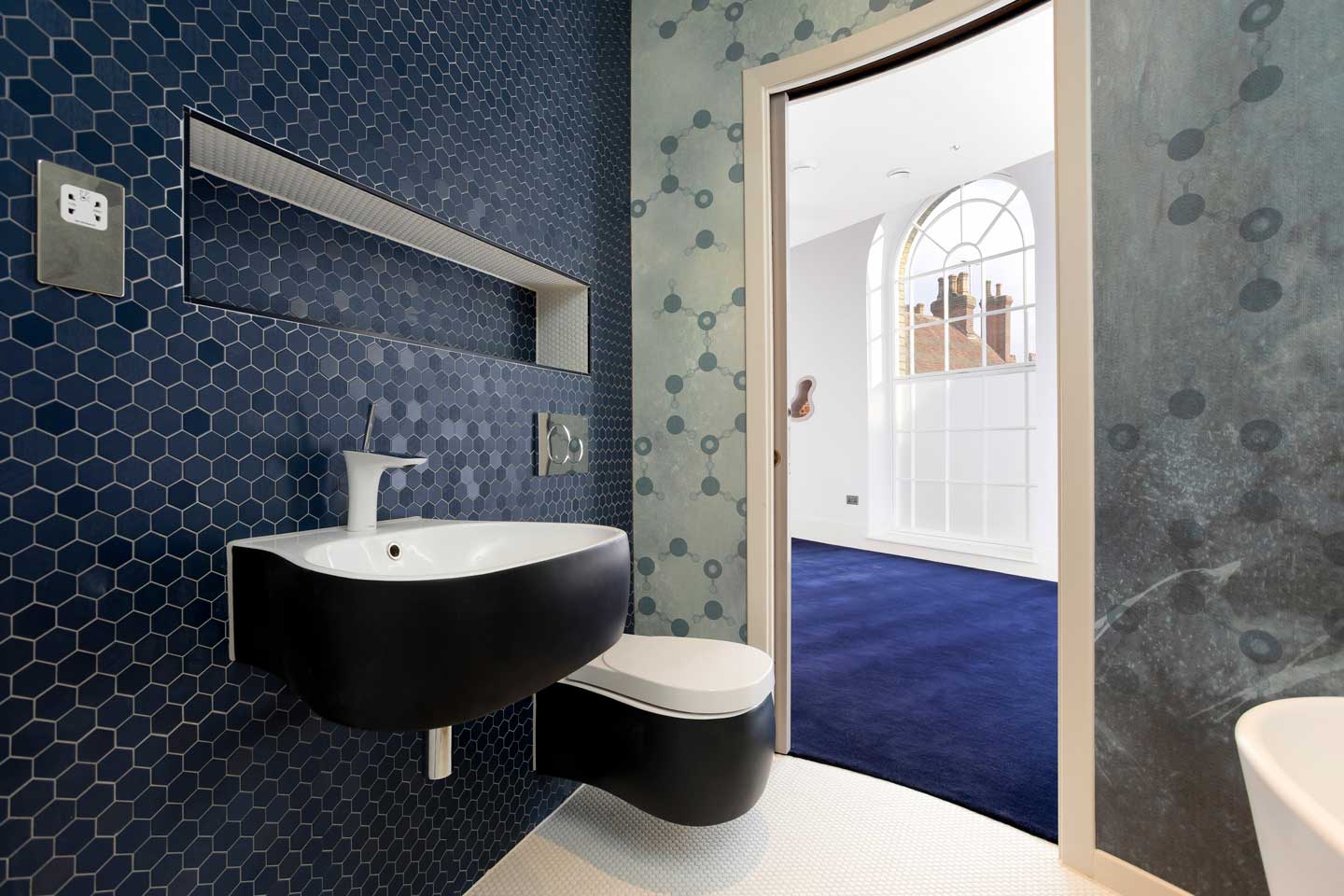 Blue-Room Bathroom